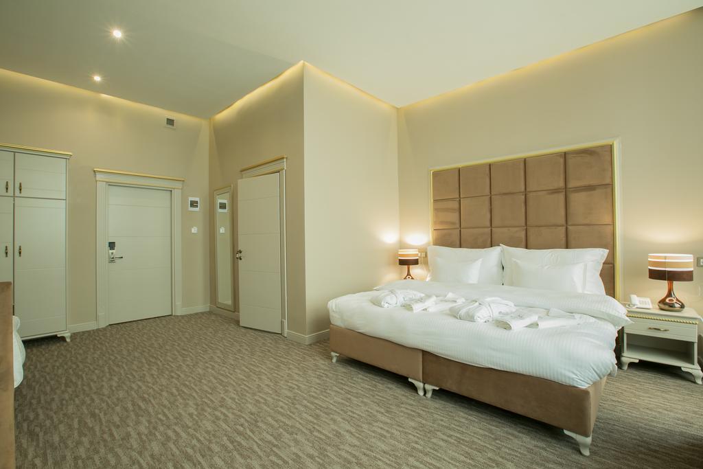 Grand Sapphire Hotel Almaty Luaran gambar